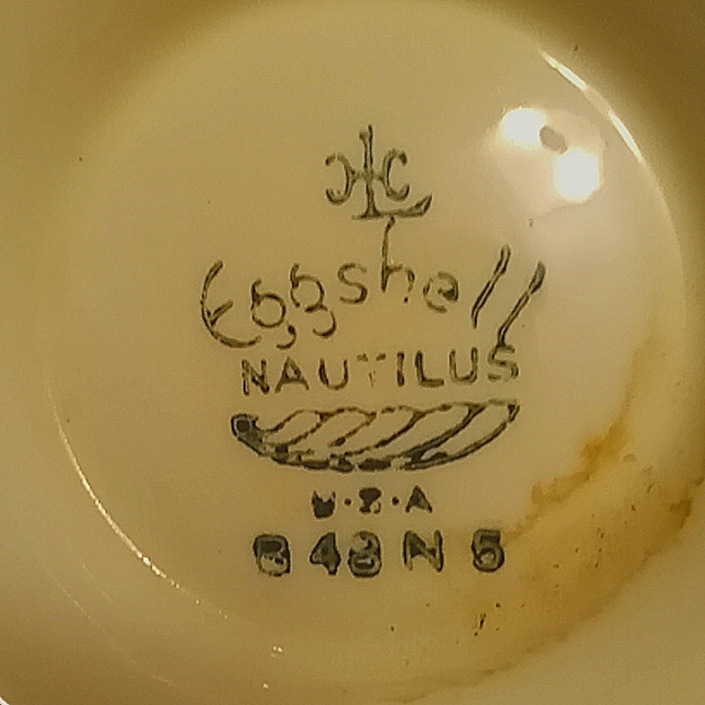 A Homer Laughlin eggshell Nautilus creamer